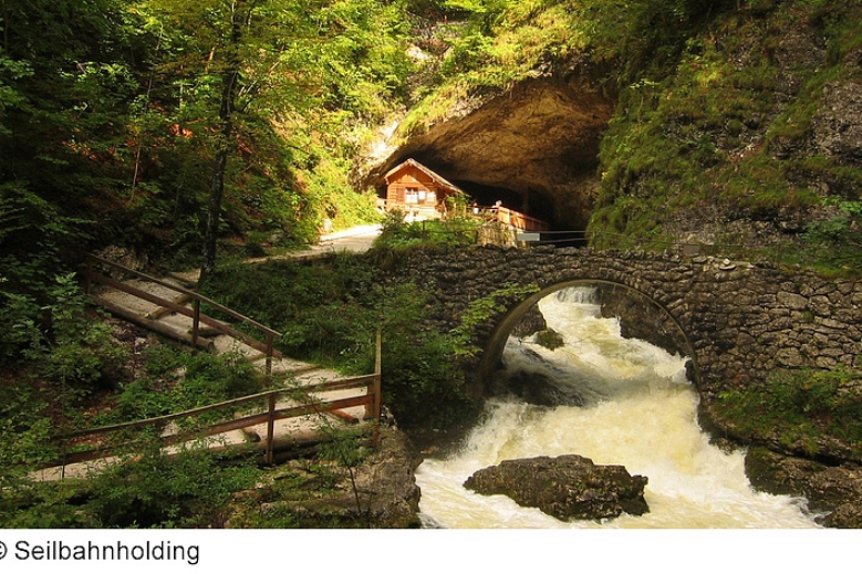 Hotel Trek Safari - Nenáročná turistika v Solné komoře